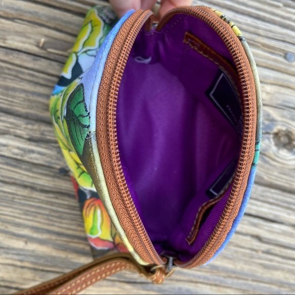 Designed in New York by Sharif Leather Floral Nature Scene Makeup Wristlet Bag - Picture 11 of 11